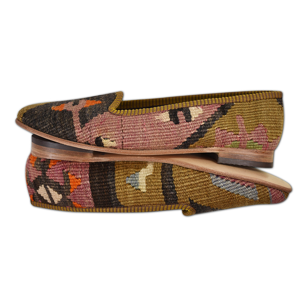 Women's size 11 Turkish smoking shoes