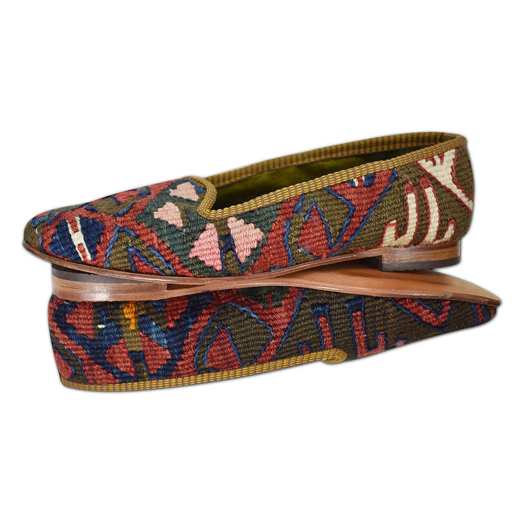 womens size 10 kilim loafers in red and blue