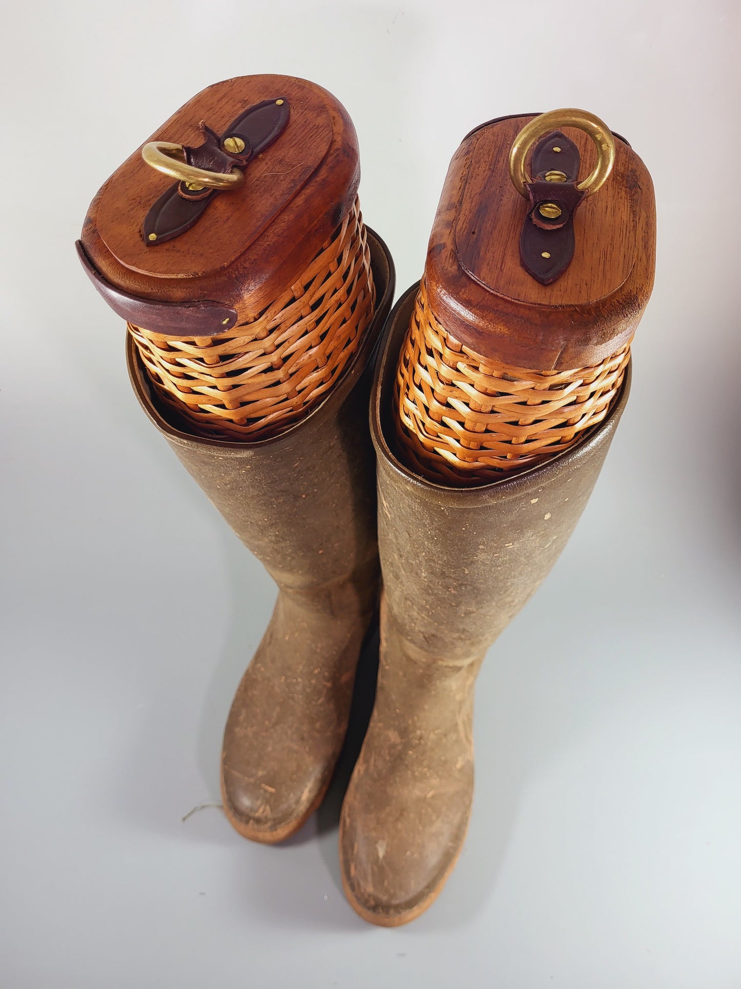 Wicker Boot Stays