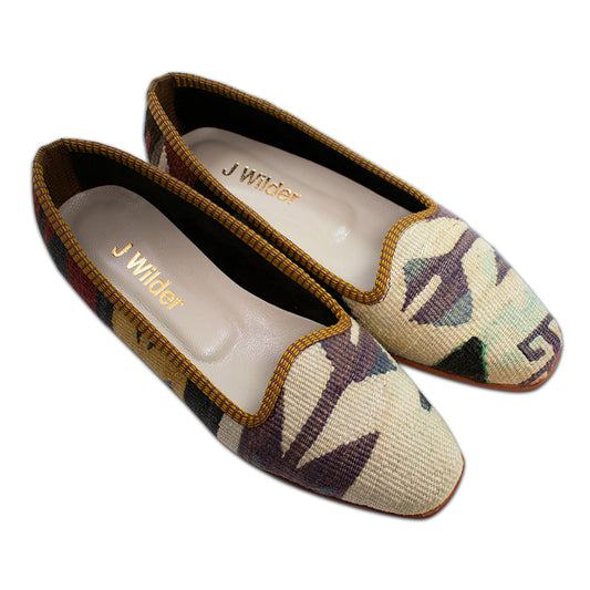 Women's off white  color summer loafer size 9