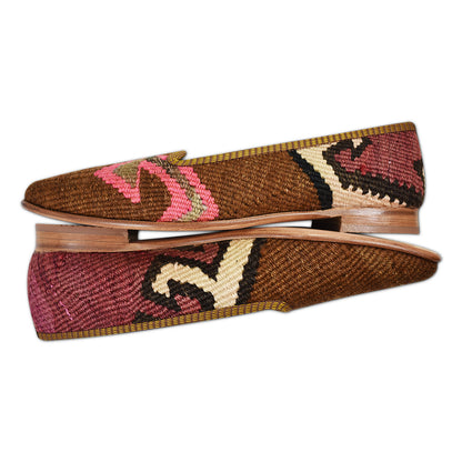 Women's size 11 Turkish smoking shoes