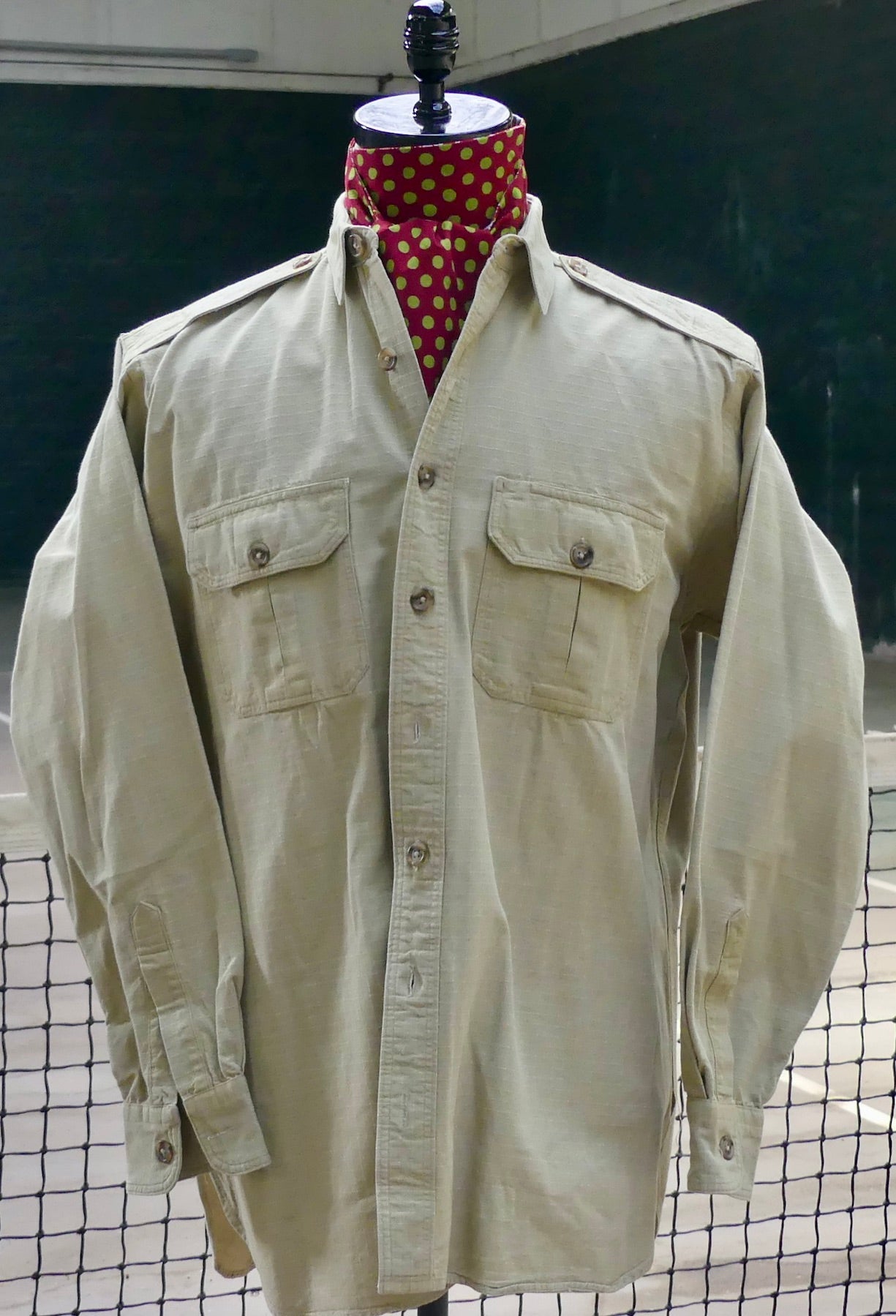 size large all cotton with epaulets very handsome travel wear