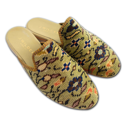 Women's Turkish carpet Slides size 9