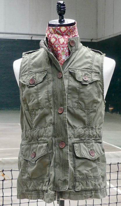 Women's Safari Vest Size Large