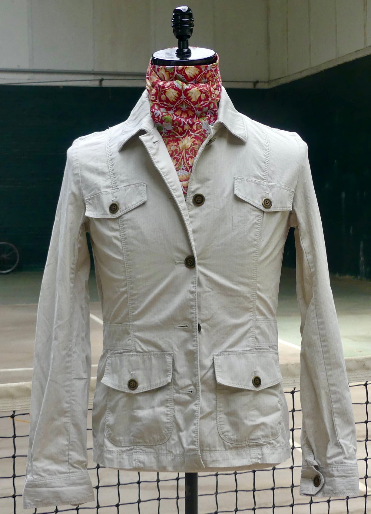 travel jacket in excellent condition size small