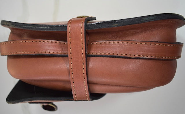 brown leather handbag 